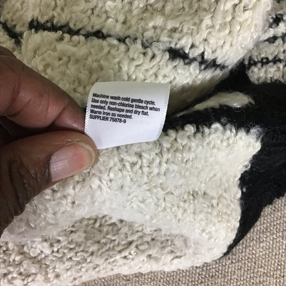 a.n.a. Women's Boho Chic Wool Blend Knit Open Duster Vest, Medium, Cream / Black - Picture 8 of 10